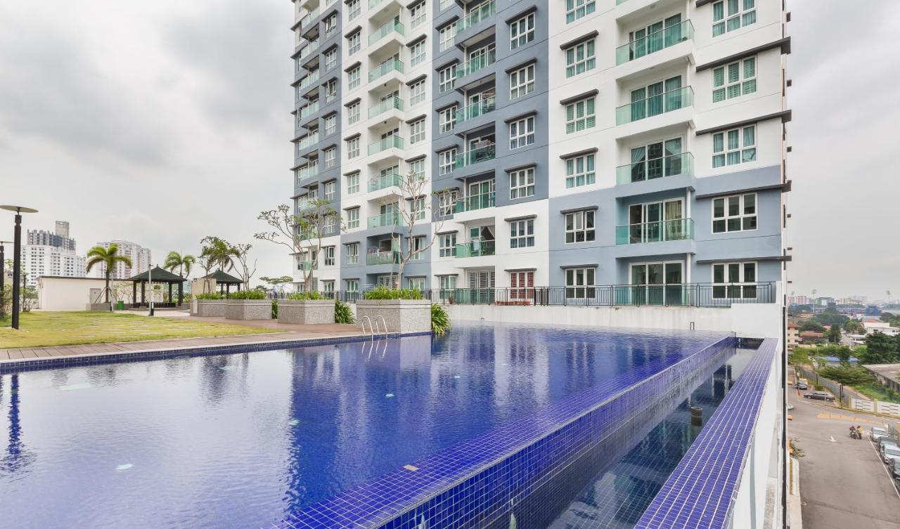 Seasons Luxury Apartment By Jk Home Johor Bahru Exterior foto